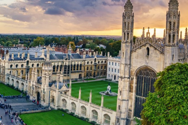 a castle on a cloudy day